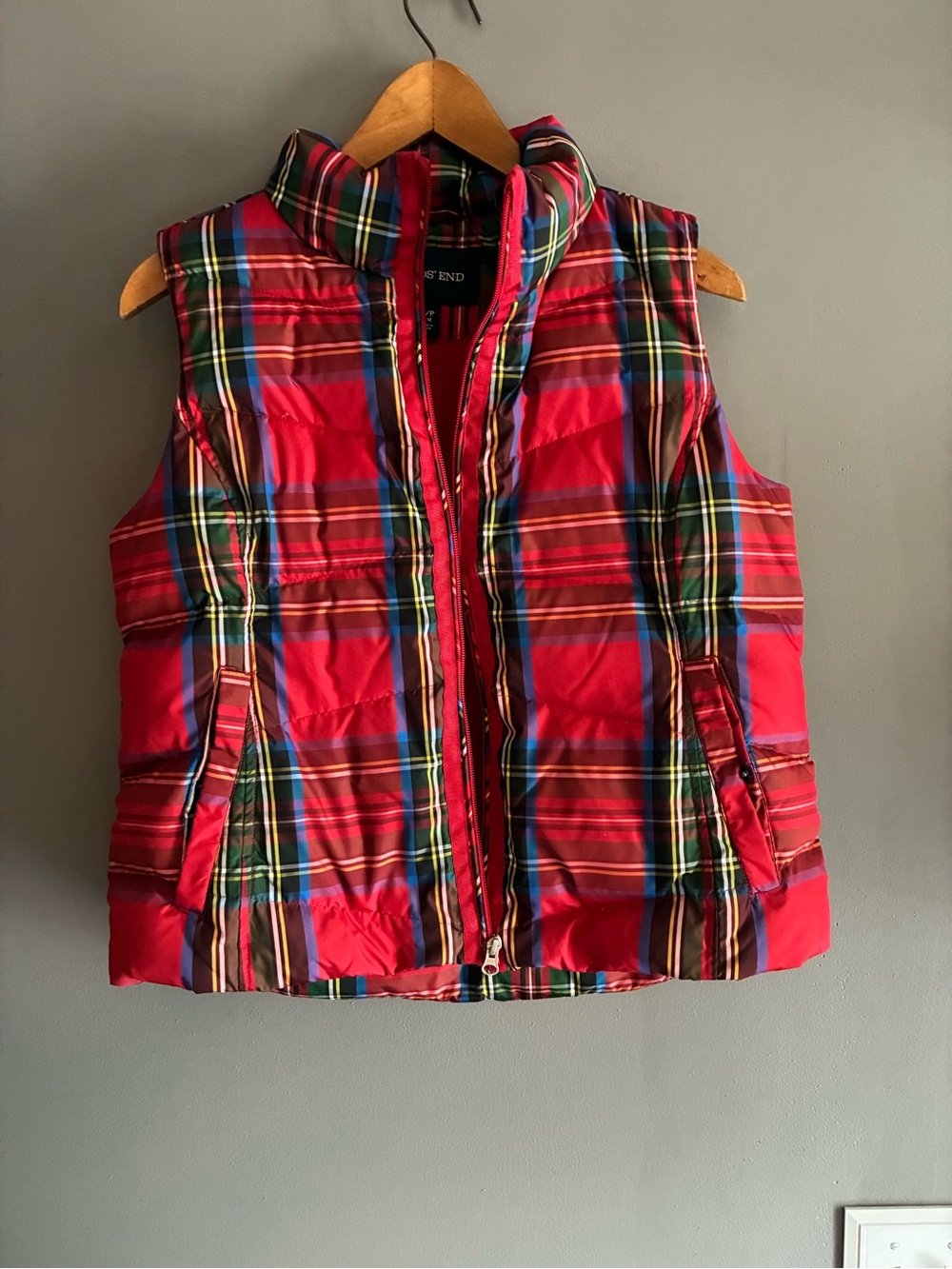 Lands' End Red Plaid Quilted Puffer Vest
